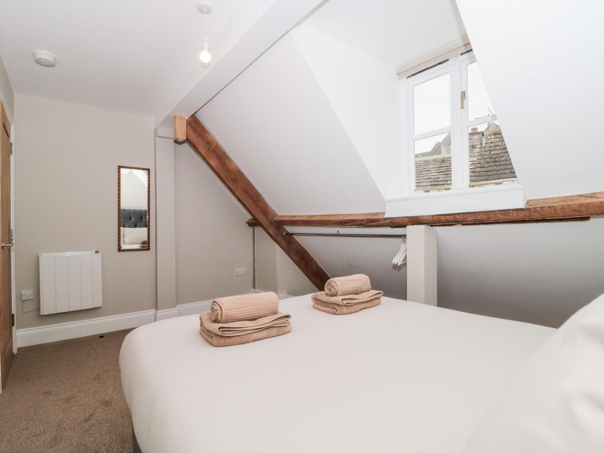 Purbeck Hotel Apartments - Flat 6 Суонидж Экстерьер фото